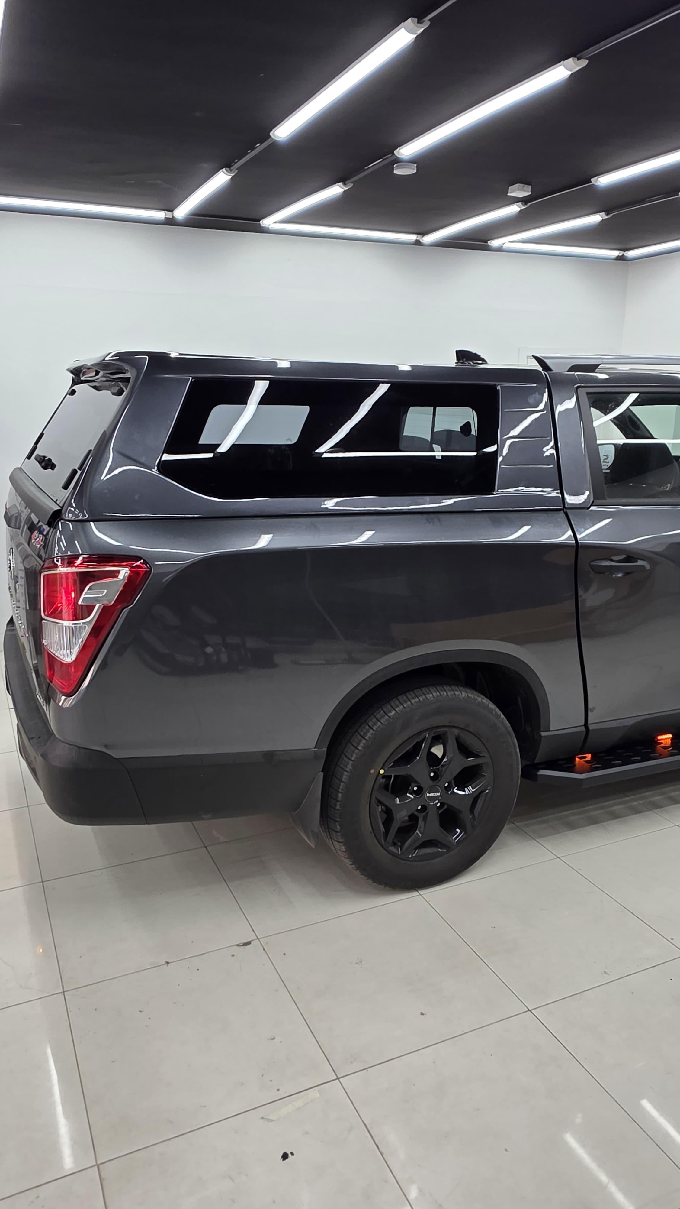 SsangYong Musso Grand Camlı Kabin