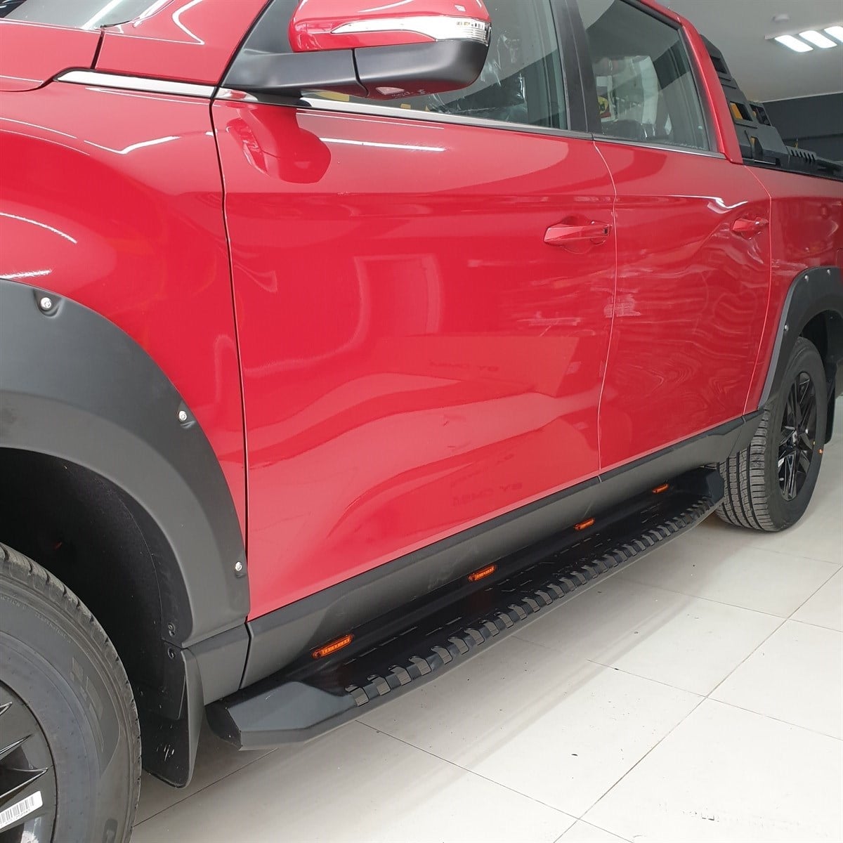 Ssangyong Musso Grand Yan Basamak Kaya Kaydırıcı (AQM-S30)