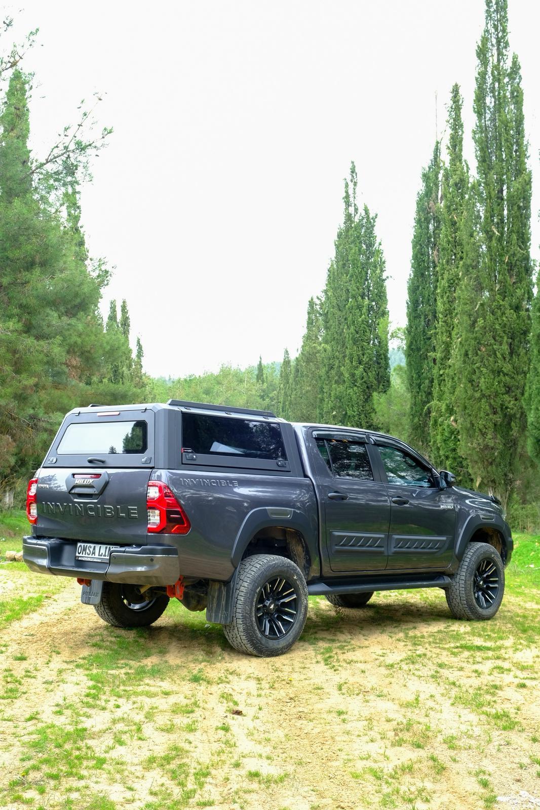 Toyota Hilux Camlı Kabin Paslanmaz Çelik