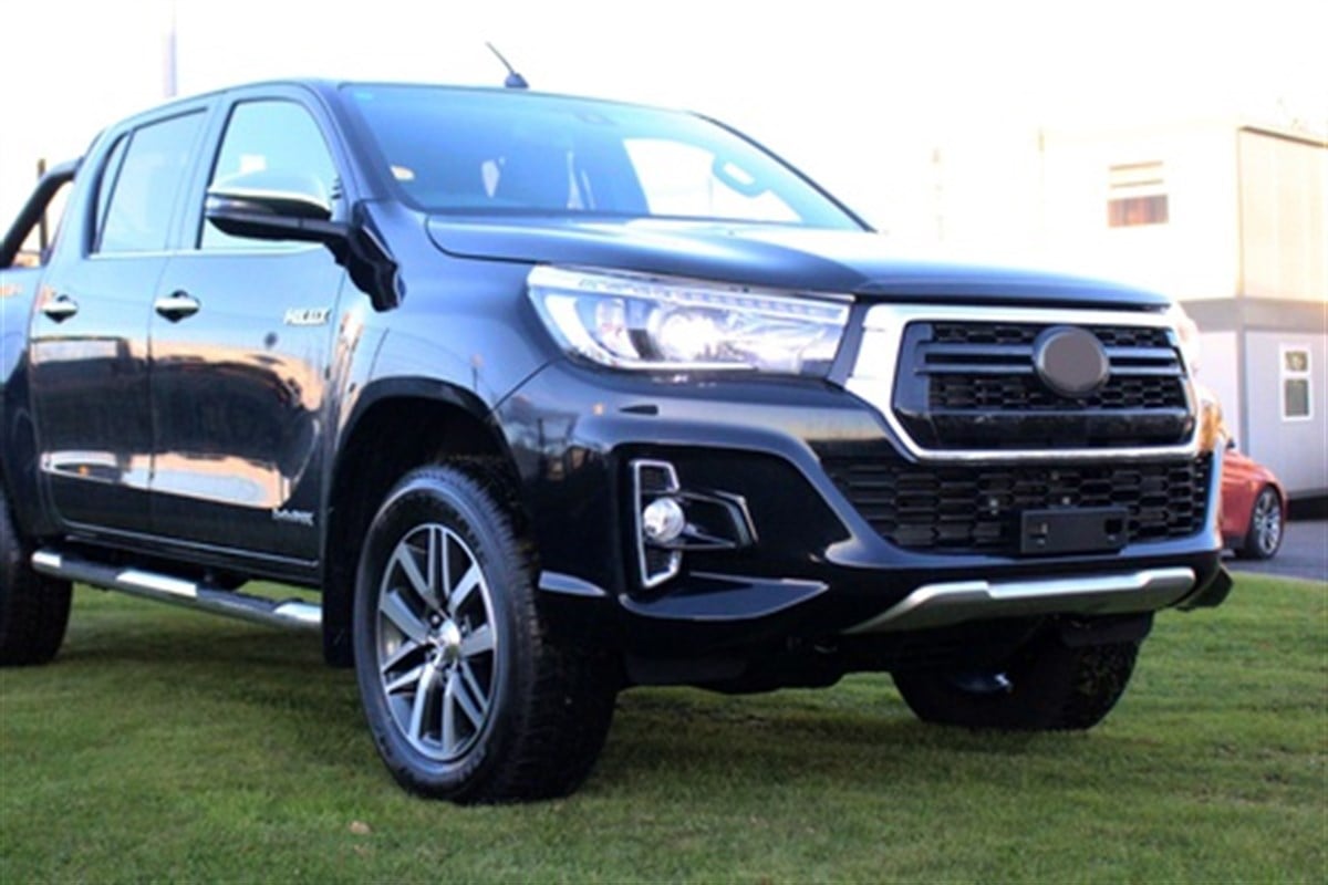 Toyota Hilux Revo 2016-2020 İçin 2021+ Rocco Dönüşüm (Full Facelıft)