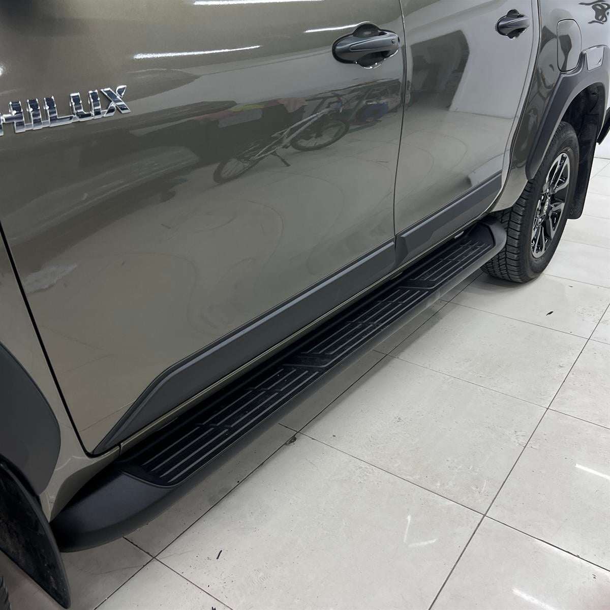 Toyota Hilux Yan Kapı Kaplama Seti Safari İnce Model