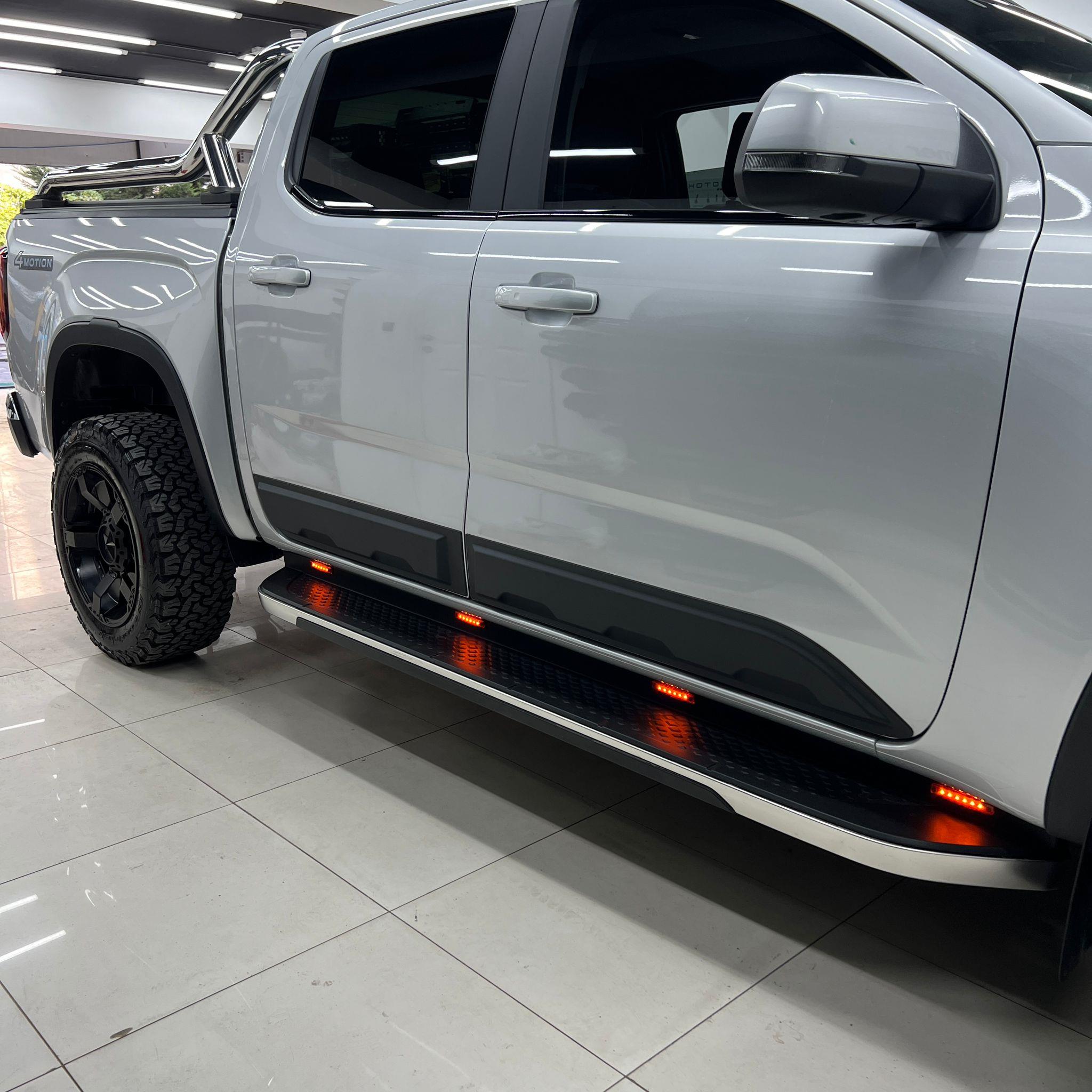 Volkswagen Amarok 2023 Yan Kapı Kaplama Seti Safari 