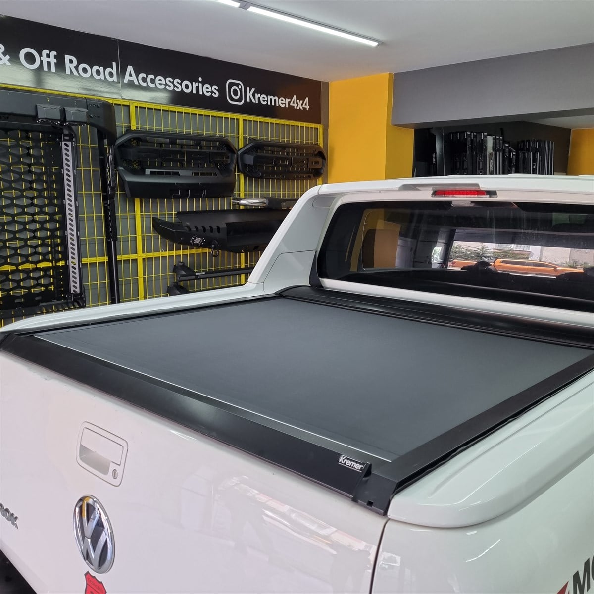 Volkswagen Amarok 2010 - 2022  Omback Sürgülü Bagaj Kapama
