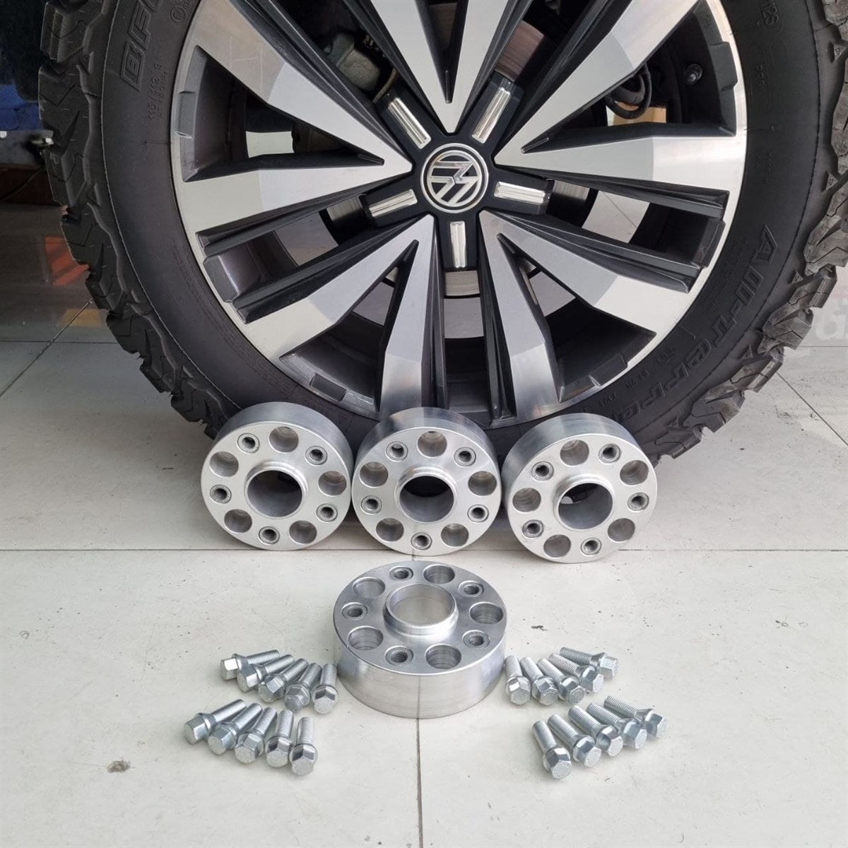 Volkswagen Amarok Spacer Flanş Kiti 3-4-5 cm