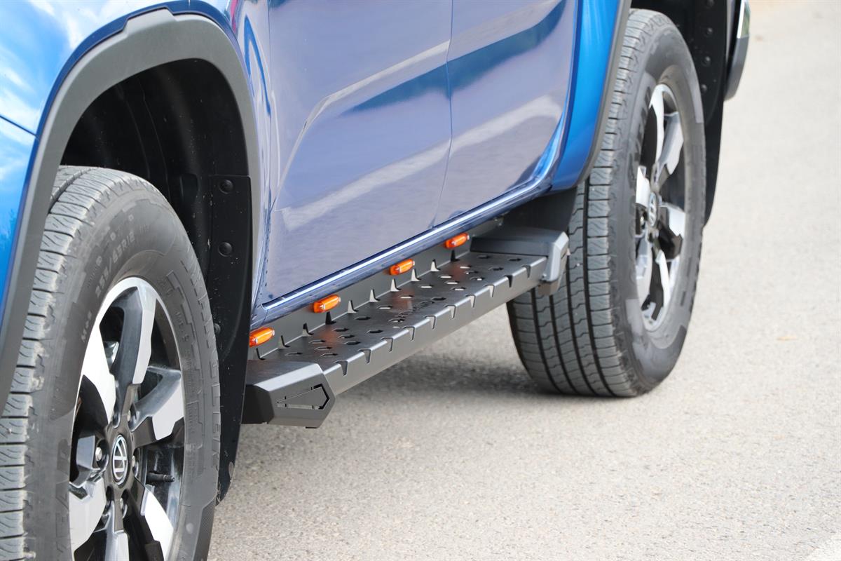 Volkswagen Amarok 2023 Yan Basamak (AQM-M30)
