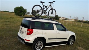 Araç Üstü Bisiklet Taşıyıcı - Siyah