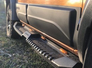 Fiat Fullback Yan Basamak Kaya Kaydırıcı (AQM-S32)