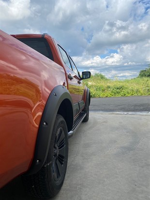 Isuzu D Max Yeni Kasa Dodik Çamurluk Kaplama Seti Safari Civatasız