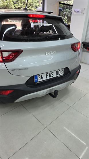 Kia Stonic Çeki Demiri