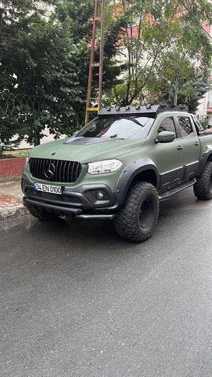 Mercedes X Class Ledli Araca Özel Tasarım Tavan Sepeti