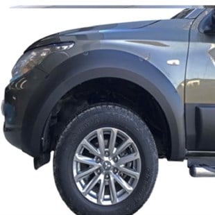 Mitsubishi L200 Dodik Çamurluk Kaplama Seti Safari Civatasız