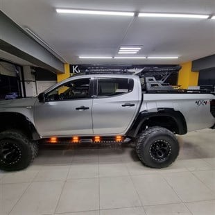 Mitsubishi L200 Yan Basamak Kaya Kaydırıcı (AQM-S32)