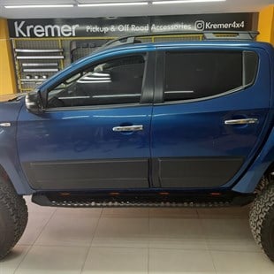 Mitsubishi L200 Yan Kapı Kaplama Seti V2 - 2019+