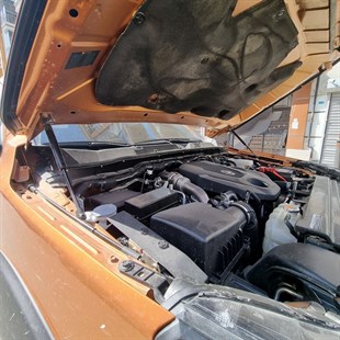 Nissan Navara Kaput Amortisörü 2015-2021 Arası