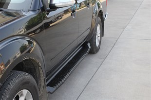 Nissan Navara Yan Basamak Kaya Kaydırıcı (AQM-S30)