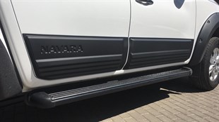 Nissan Navara Yan Kapı Kaplama Seti V2