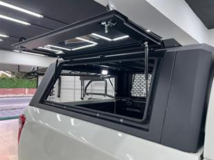 SsangYong Musso Grand Paslanmaz Camlı Metal Kabin