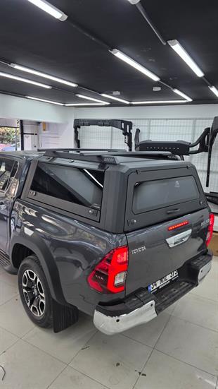 Toyota Hilux Camlı Kabin Paslanmaz Çelik