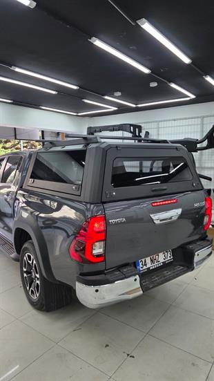 Toyota Hilux Camlı Kabin Paslanmaz Çelik