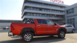 Toyota Hilux Dodik Çamurluk Kaplama Seti Safari Civatasız 2,5cm 