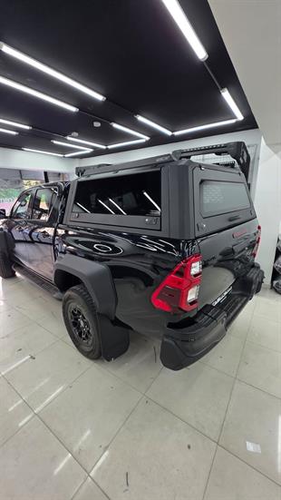 Toyota Hilux GR Sport Camlı Kabin Paslanmaz Çelik
