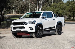 Toyota Hilux Revo ( 2016-2019) TRD Tampon Alt Koruma (Kırmızı)