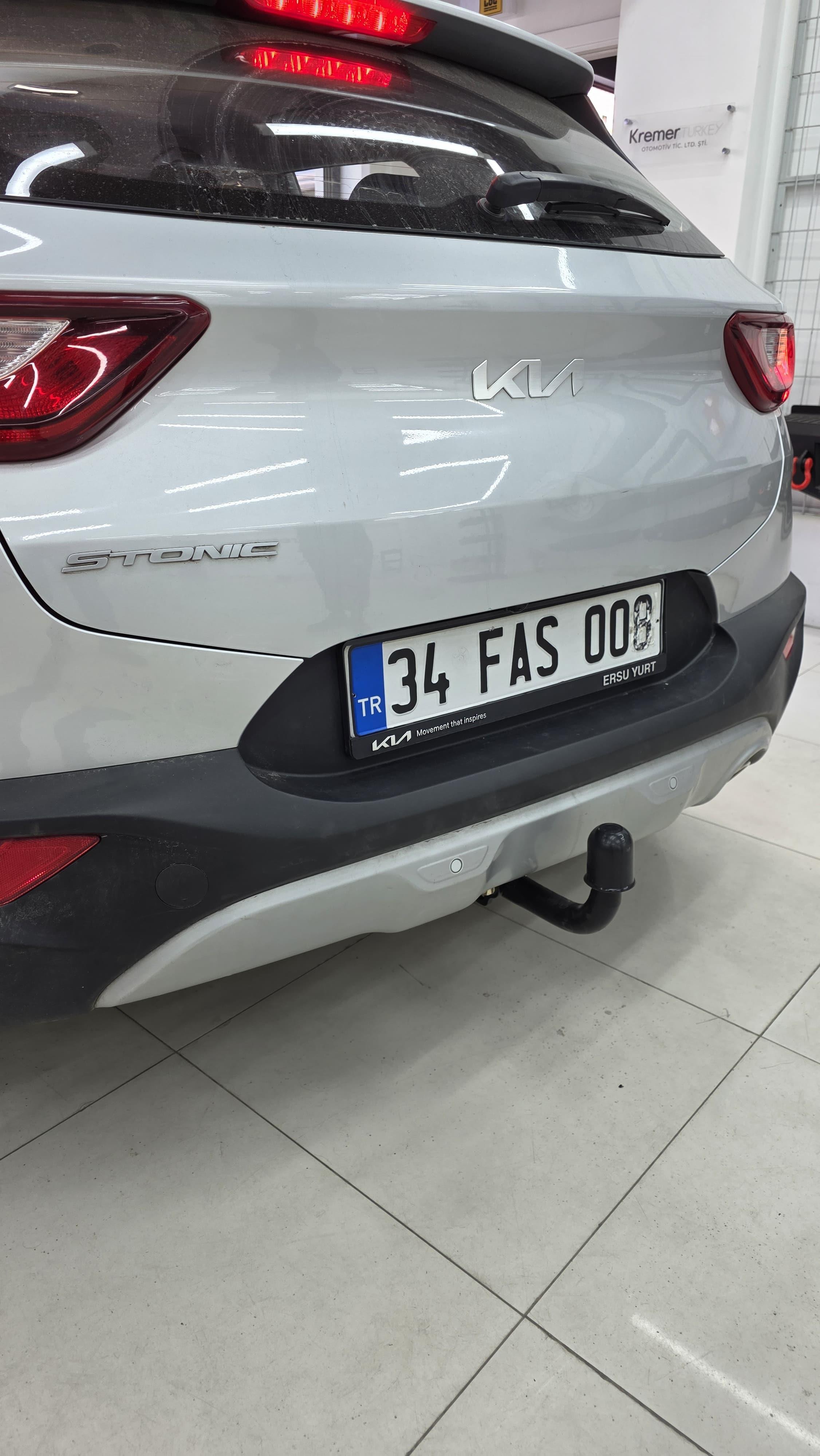 Kia Stonic Çeki Demiri