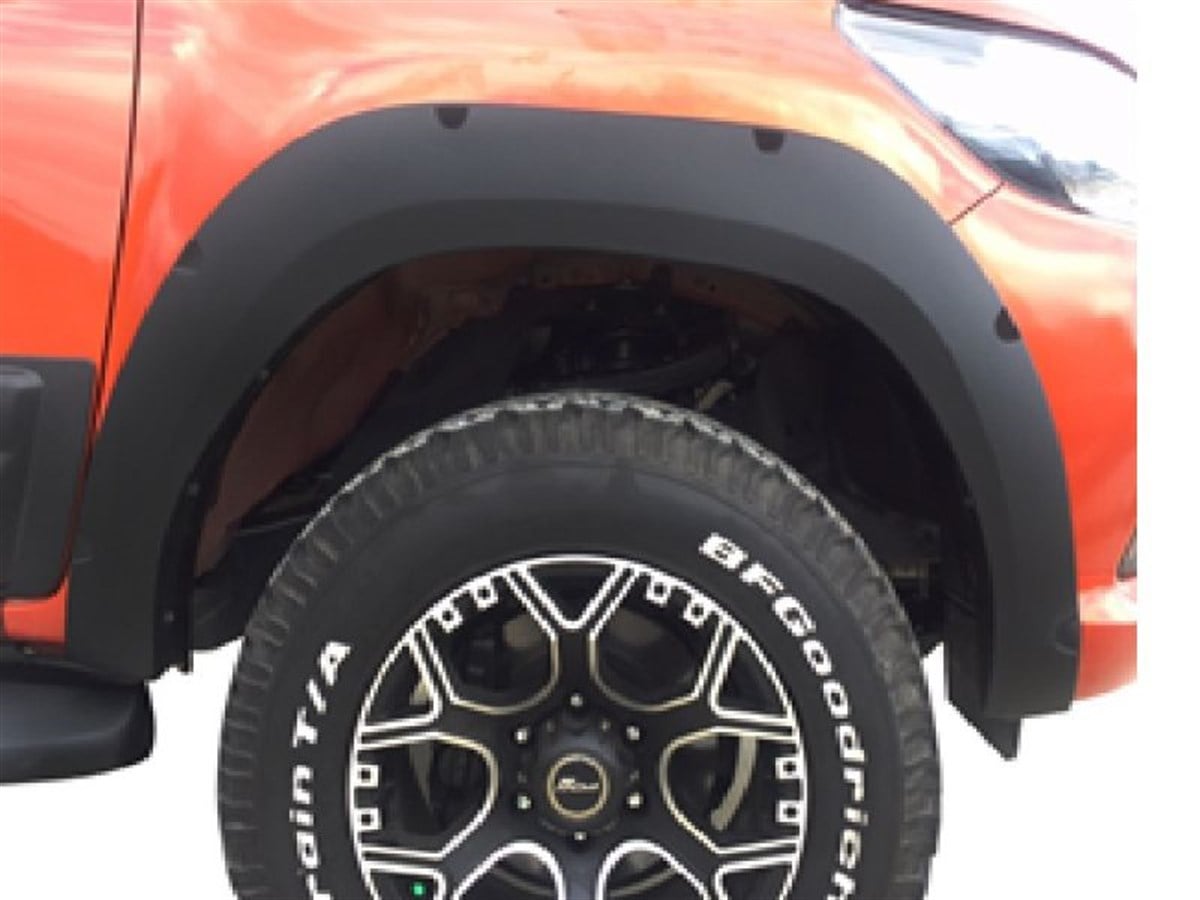 Toyota Hilux Revo Dodik Çamurluk Kaplama Seti Safari 2015+ Civatasız