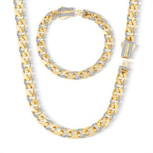 7mm Piramit Taşlı Altın Gurmet Set