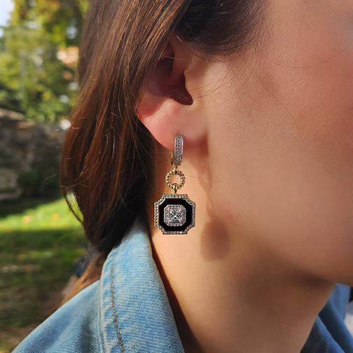 Siyah Mineli Taşlı Küpe