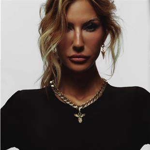 Taşlı Pramit Küpe