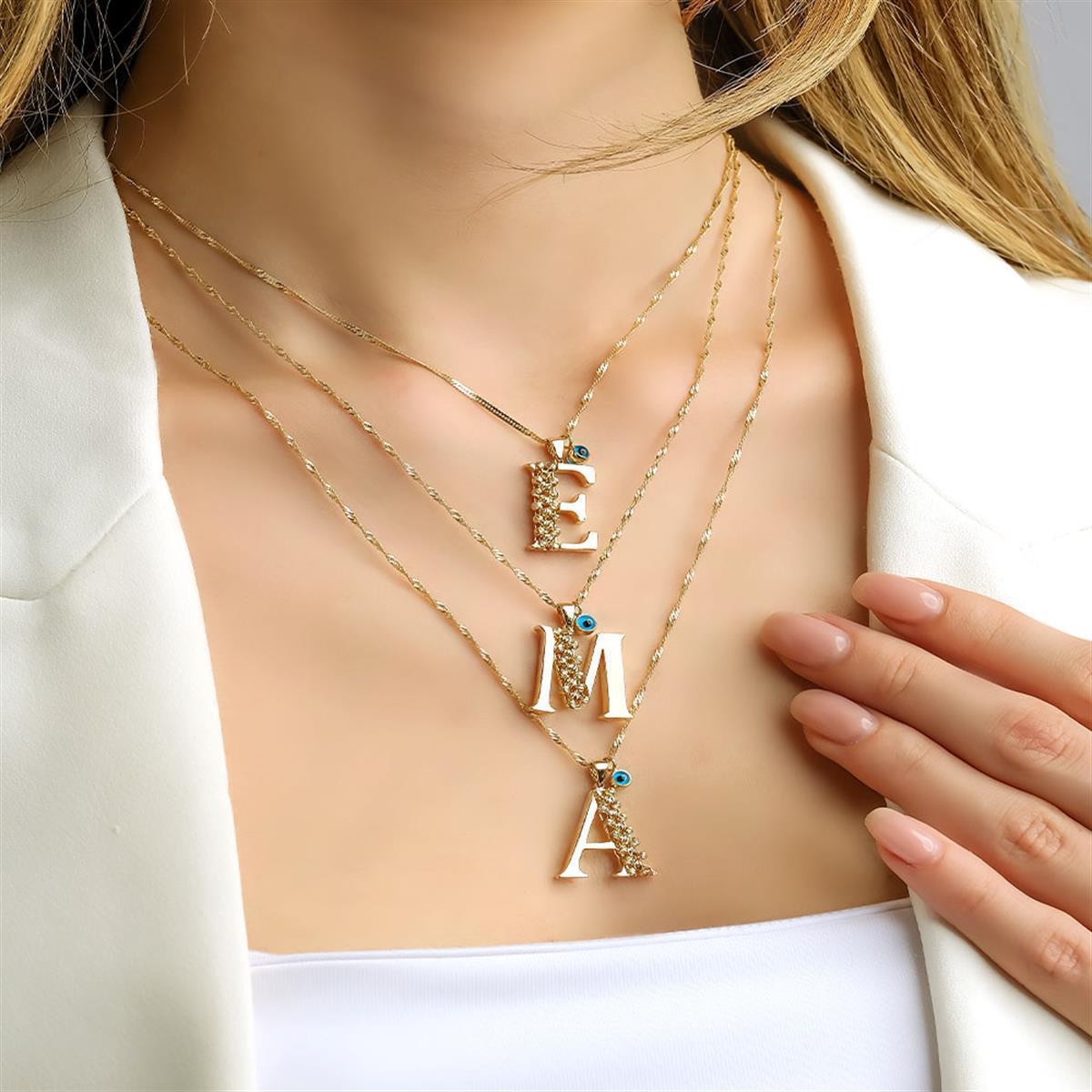 Altın E Harf Kolye - EMA Jewellery
