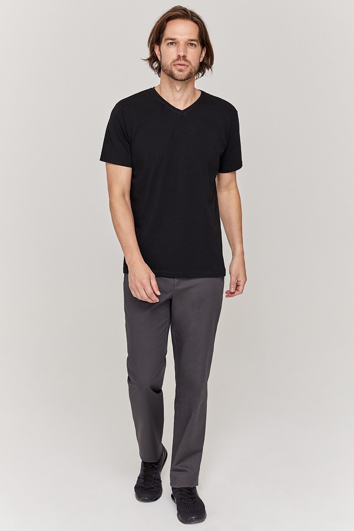 V yaka Unisex Siyah T-Shirt