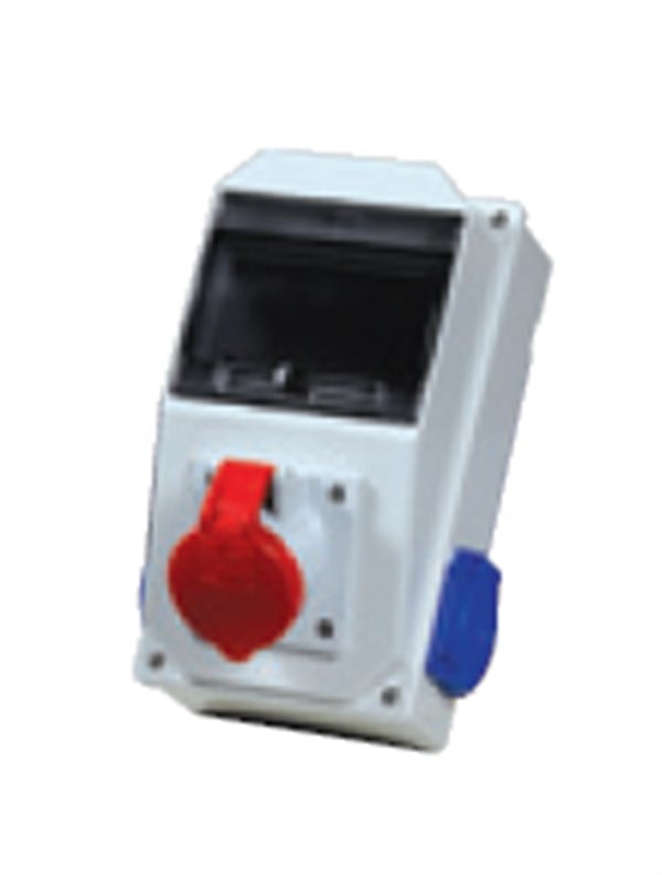 1 Adet IP44 4x16A CEE Ön+2 Adet 1x16A Yan Sigortalı  Kombinasyon Kutusu(135x250x120mm) IP44