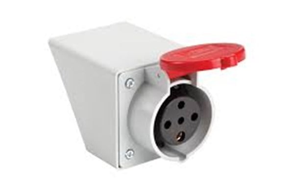 Kauçuk 380-415V Trifaze Duvar Prizi Eğik Kasalı