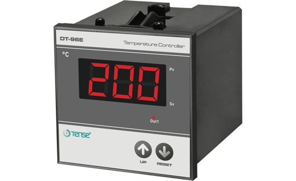 TENSE DT-96E Sıcaklık Kontrol Cihazları 96x96mm J(Fe-Const) Girişli 