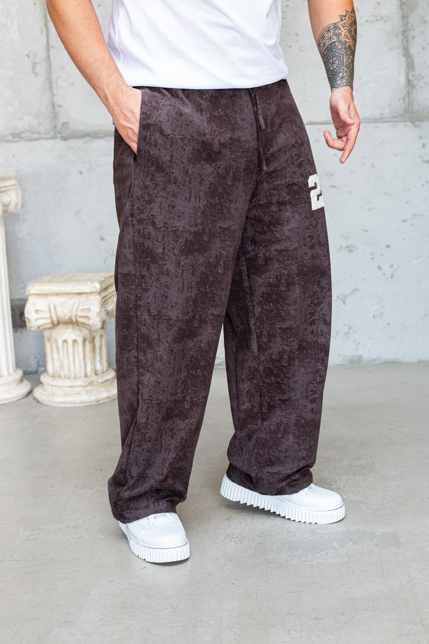 23 Detaylı Eskitme Efektli Baggy Erkek Eşofman Altı (JGKA74)
