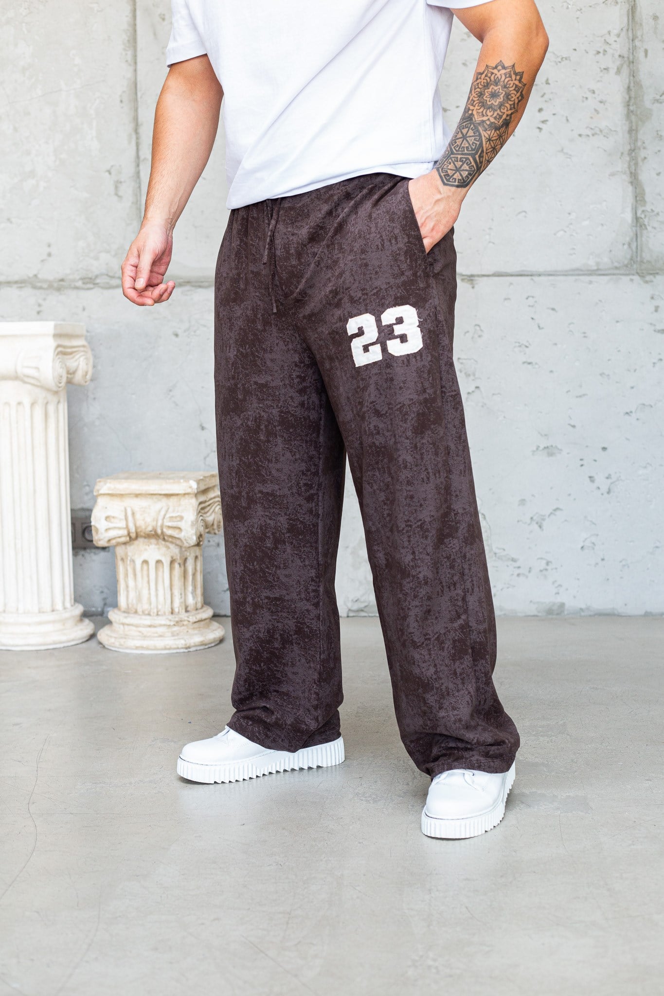 23 Detaylı Eskitme Efektli Baggy Erkek Eşofman Altı (JGKA74)