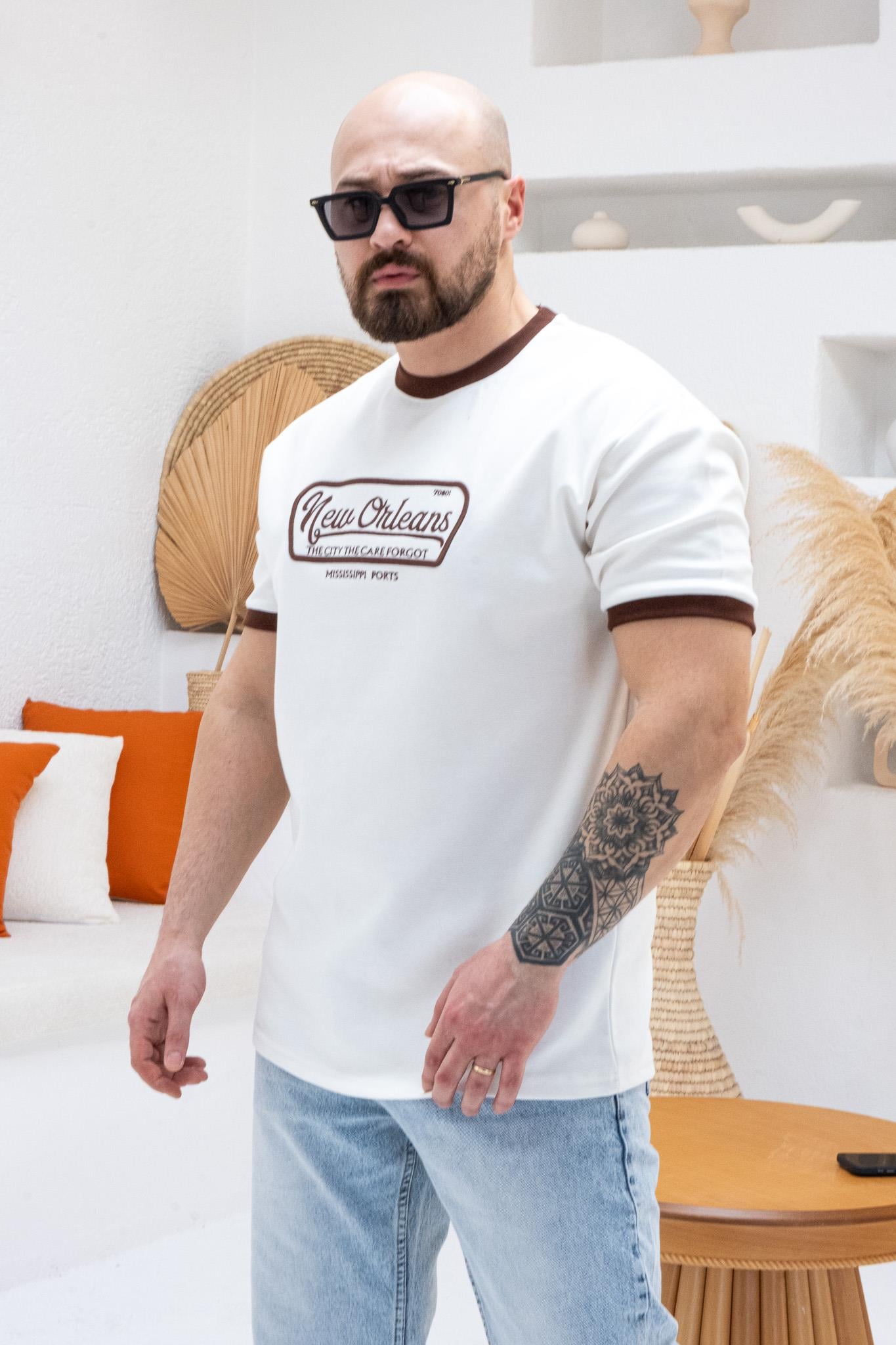 Göğüs Nakış Detaylı Oversize T-shirt (TSB62)