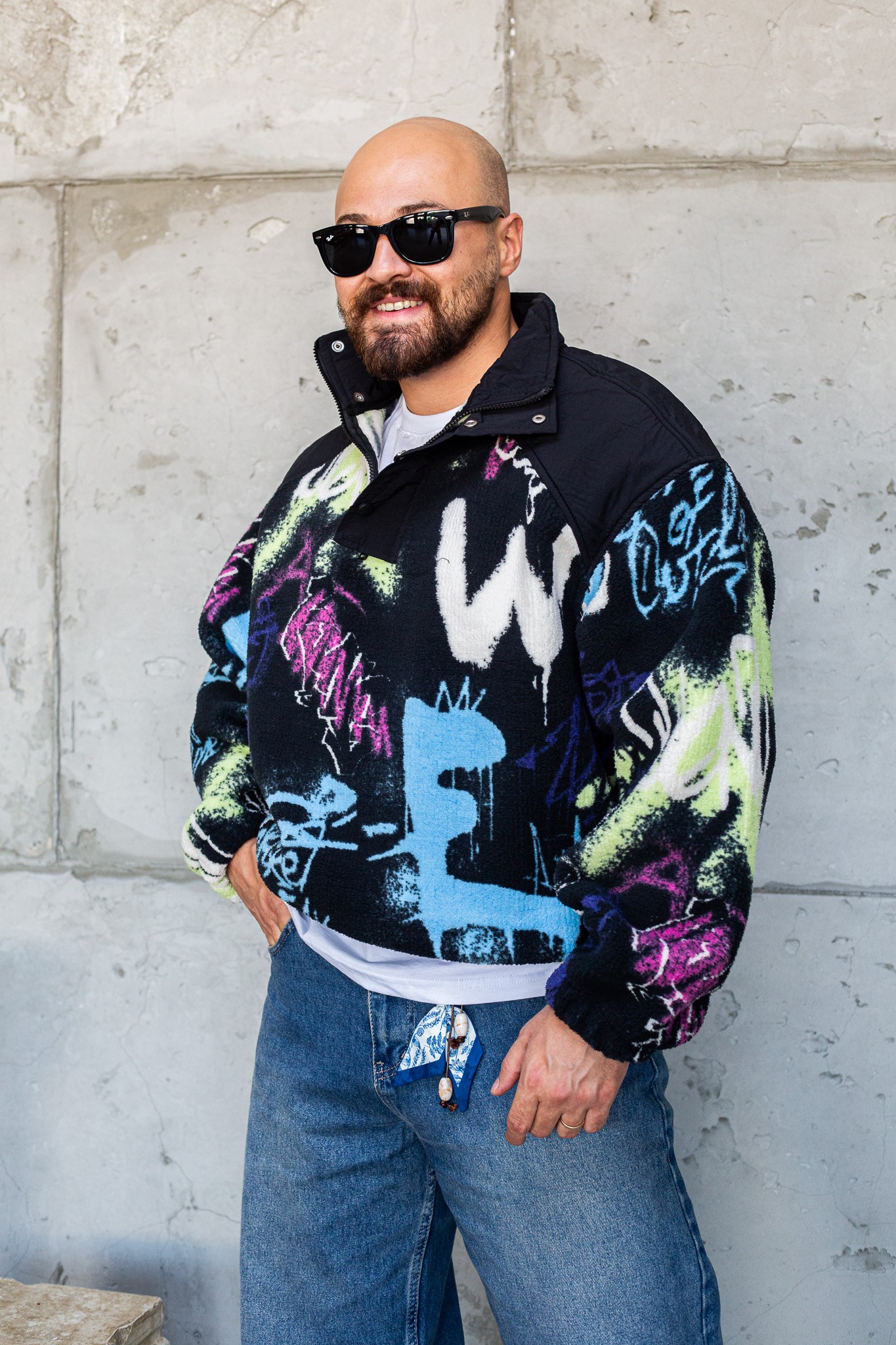 Grafiti Desenli Yarım Fermuarlı Erkek Peluş Sweatshirt (SVTS99)