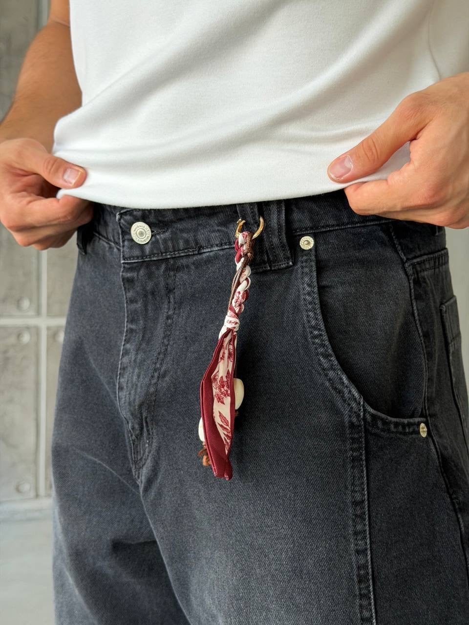 Kemer Aksesuar Detaylı Baggy Jean (KO60)