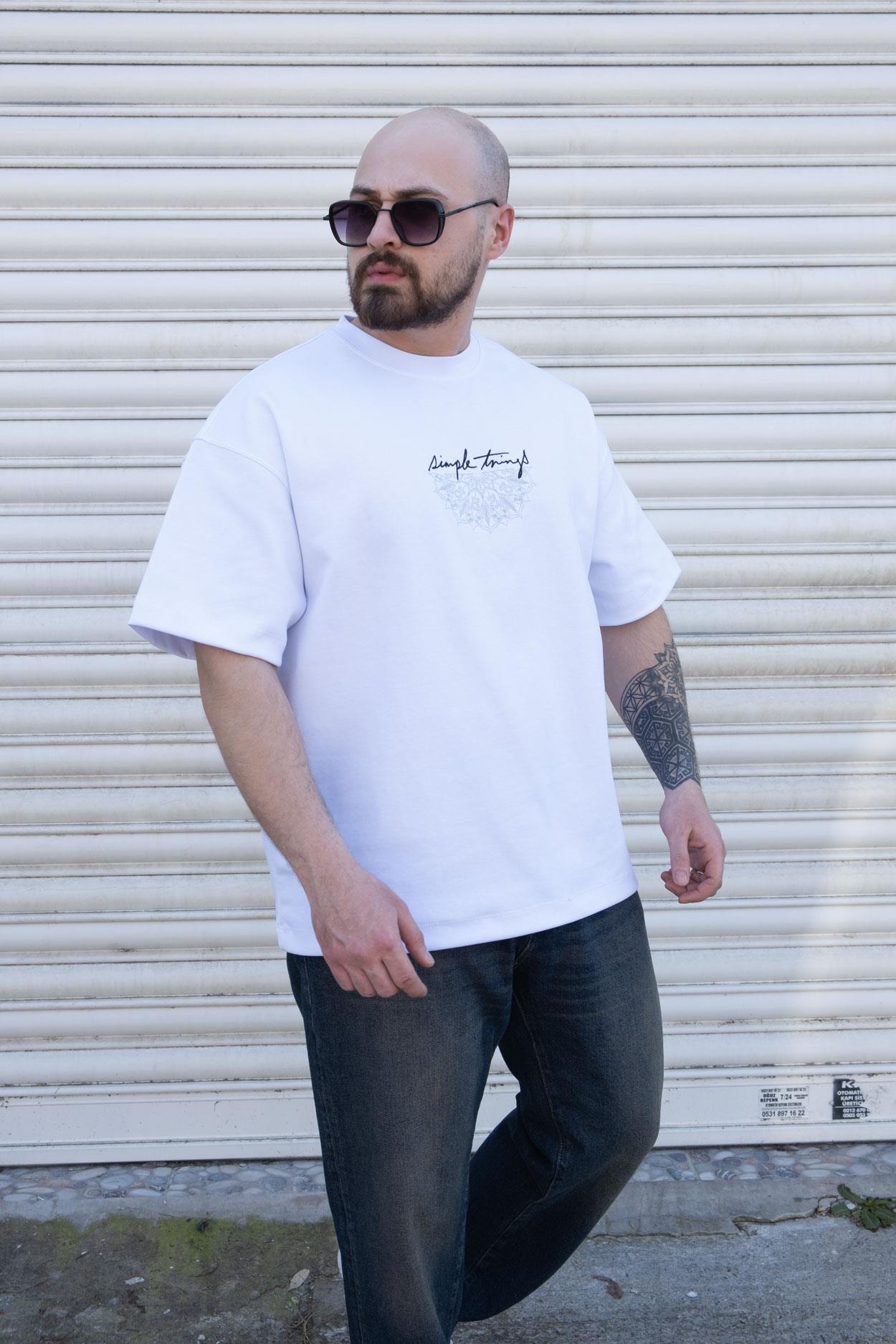 Nakış Detaylı Oversize T-Shirt (TSB07)