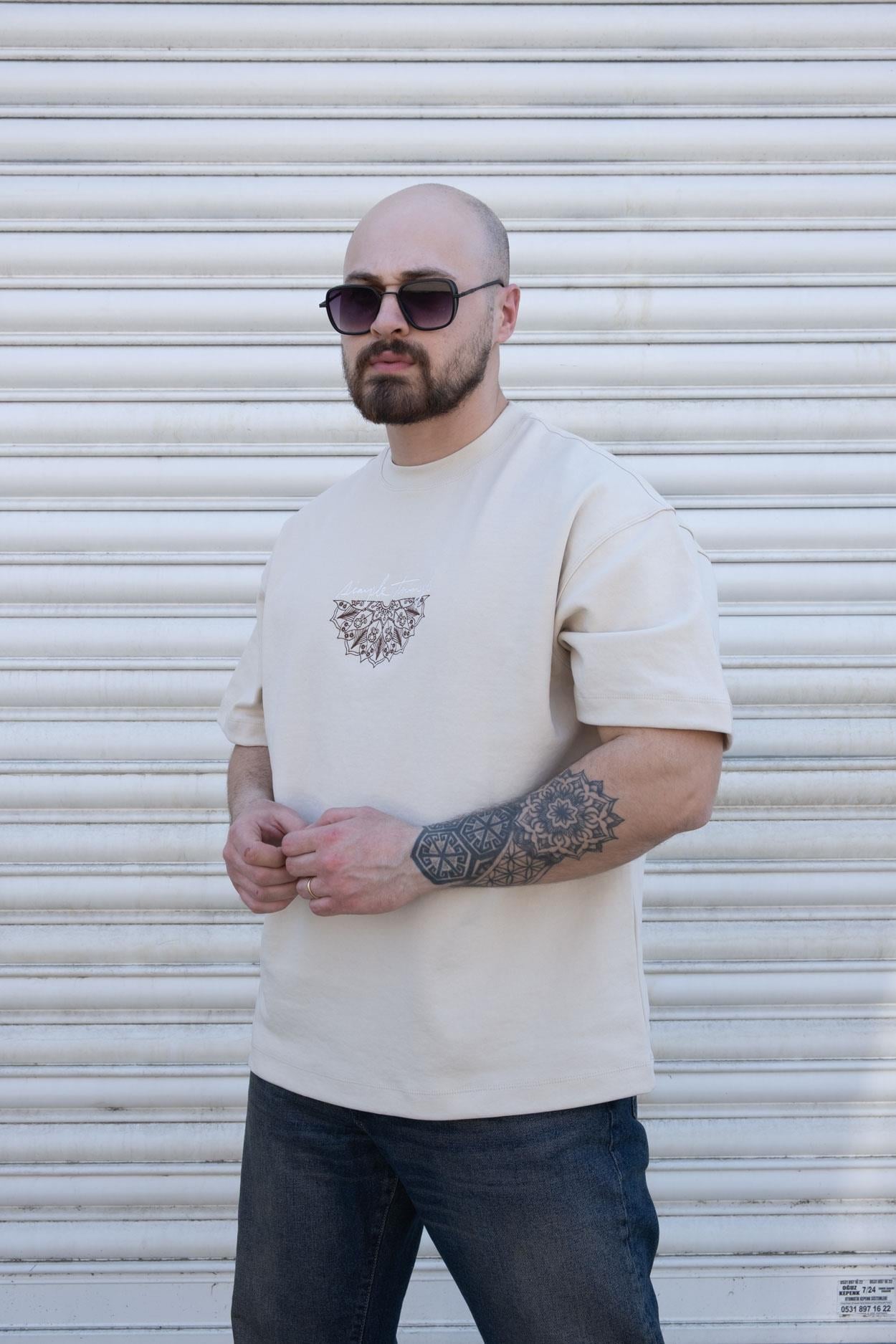 Nakış Detaylı Oversize T-Shirt (TSK07)