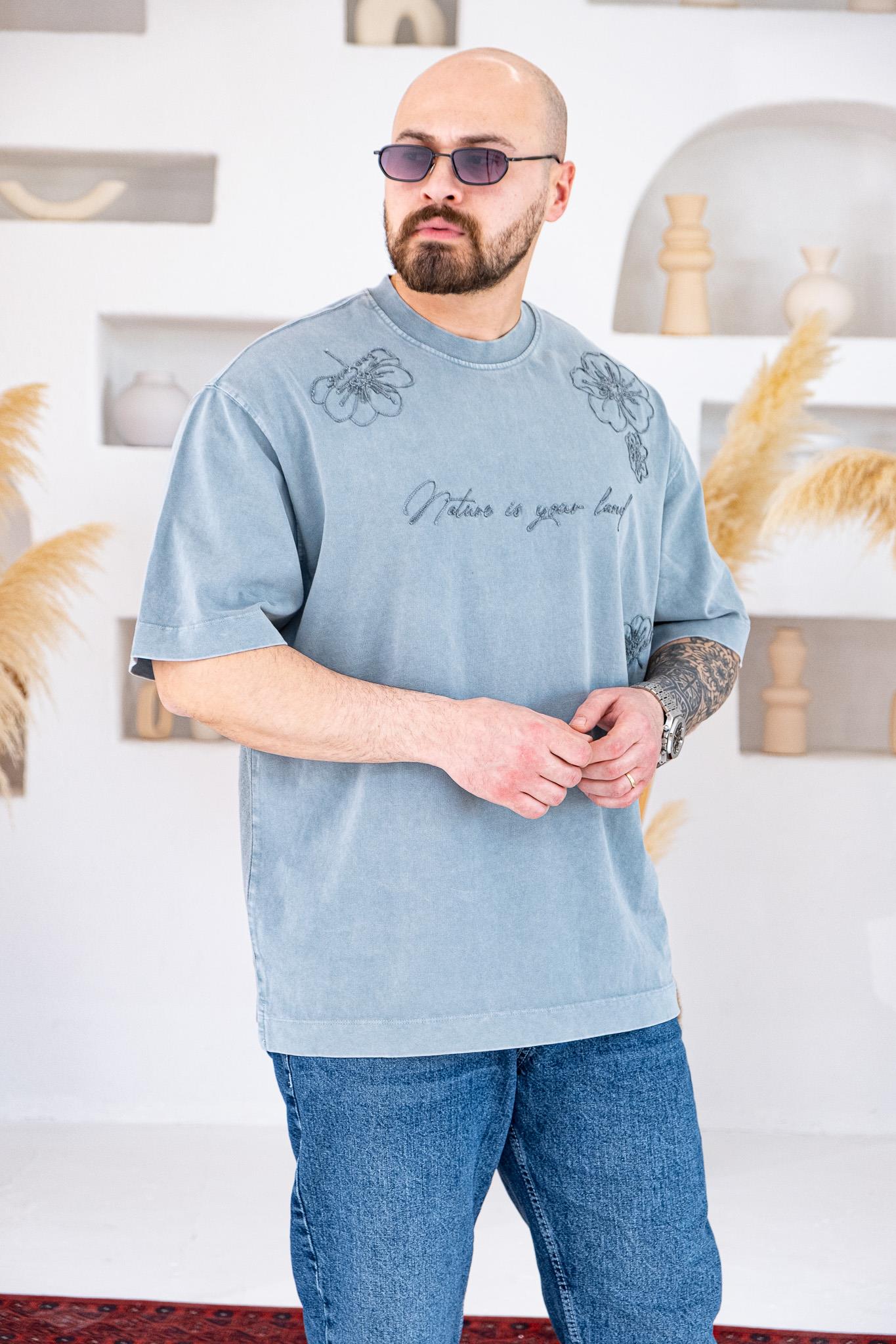 Nakışlı ve Sırtı Parça Detaylı Yıkamalı OversizeT-Shirt (TSG72)