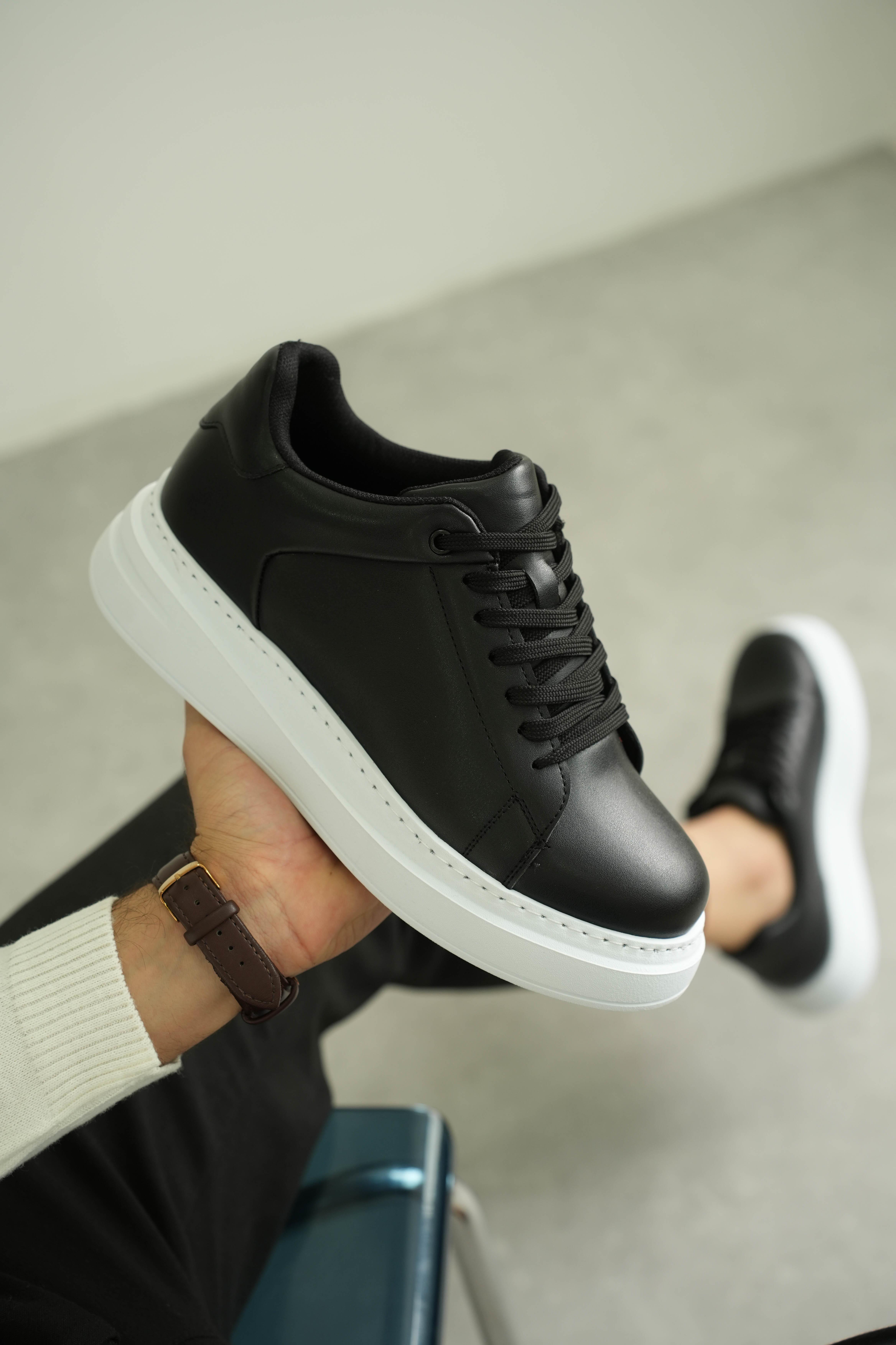 Siyah Kalın Taban Deri Erkek Sneaker (AYKS05)