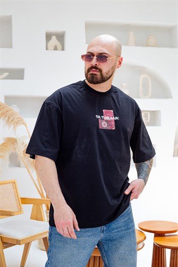 Far From Basic Halı Desen Yamalı Oversize Bisiklet Yaka T-Shirt (TSS85)