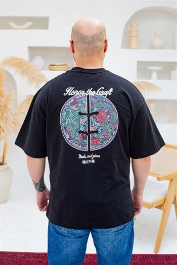 Honor The Craft Nakış Detaylı Oversize Siyah T-Shirt (TSS88)