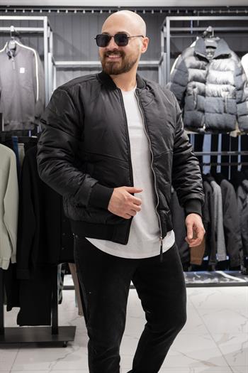 Kolej Yaka Şişme Mont (MRCS08)