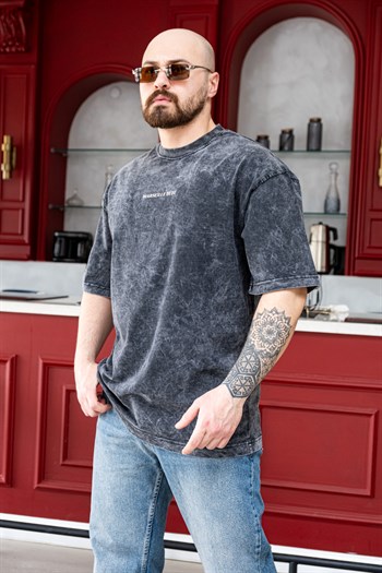 Nakışlı ve Sırtı Baskı Detaylı Yıkamalı OversizeT-Shirt (TSS75)