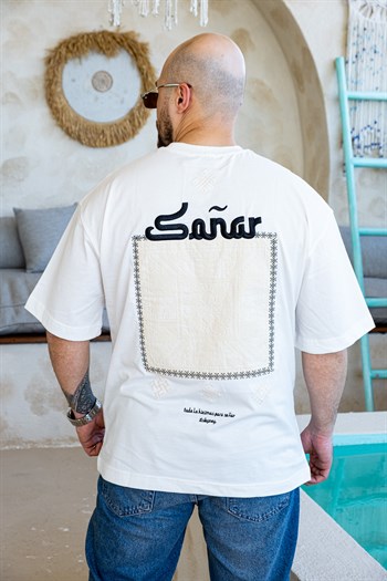 Sañar Etnik Nakışlı ve Dantel Yamalı Oversize T-Shirt (TSB81)